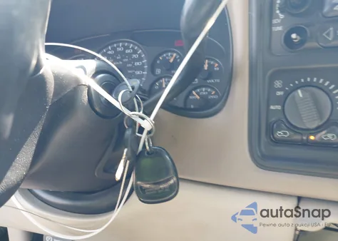 2002 Chevrolet Suburban 1500 Lt from USA, damaged, VIN 1GNEC16Z52J230016